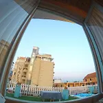 Valz 4* Velipojë