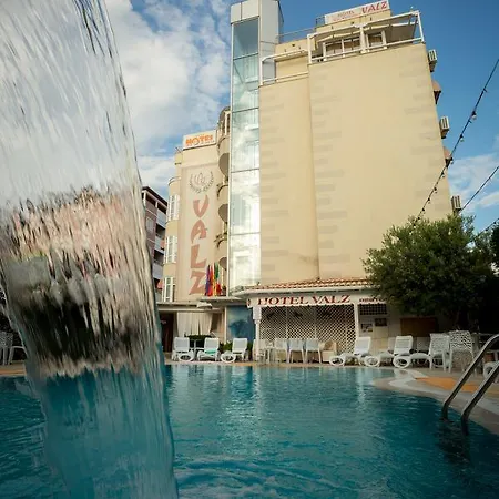 Valz Hotel Velipoje