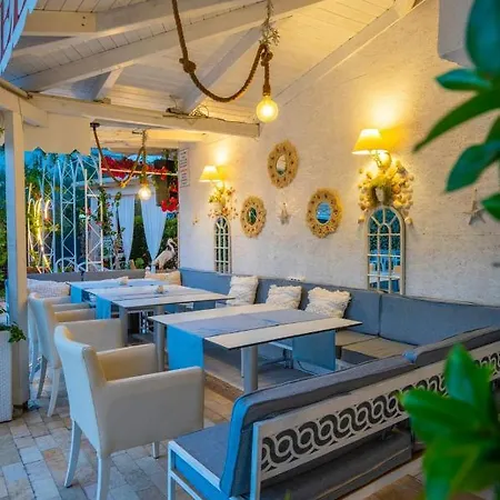 Valz Hotel Velipojë