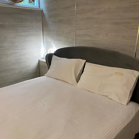 Valz Hotel