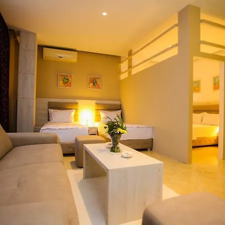 Valz Hotel Velipoje