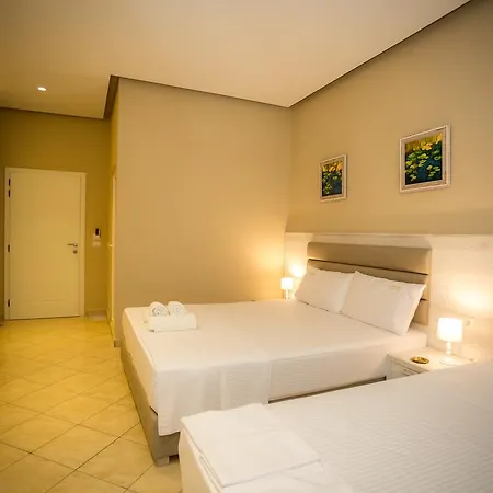 Valz Hotel Velipoje