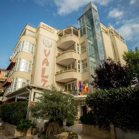 Hotel Valz Velipoje