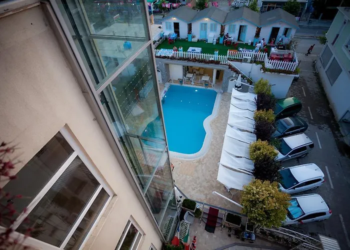 ホテル Valz Velipojë